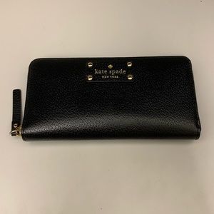 Kate Spade Black Neda Wallet NWOT